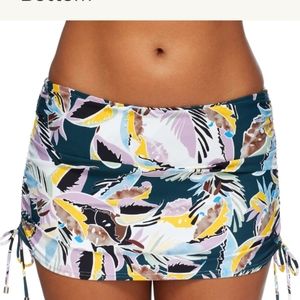 Skirted swim bottom, NWT and hygiene sticker